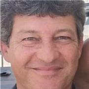 DOCENTE IN DIRITTO ED ECONOMIA INSEGNA A STUDENTI UNIVERSITARI E SUPERIORI